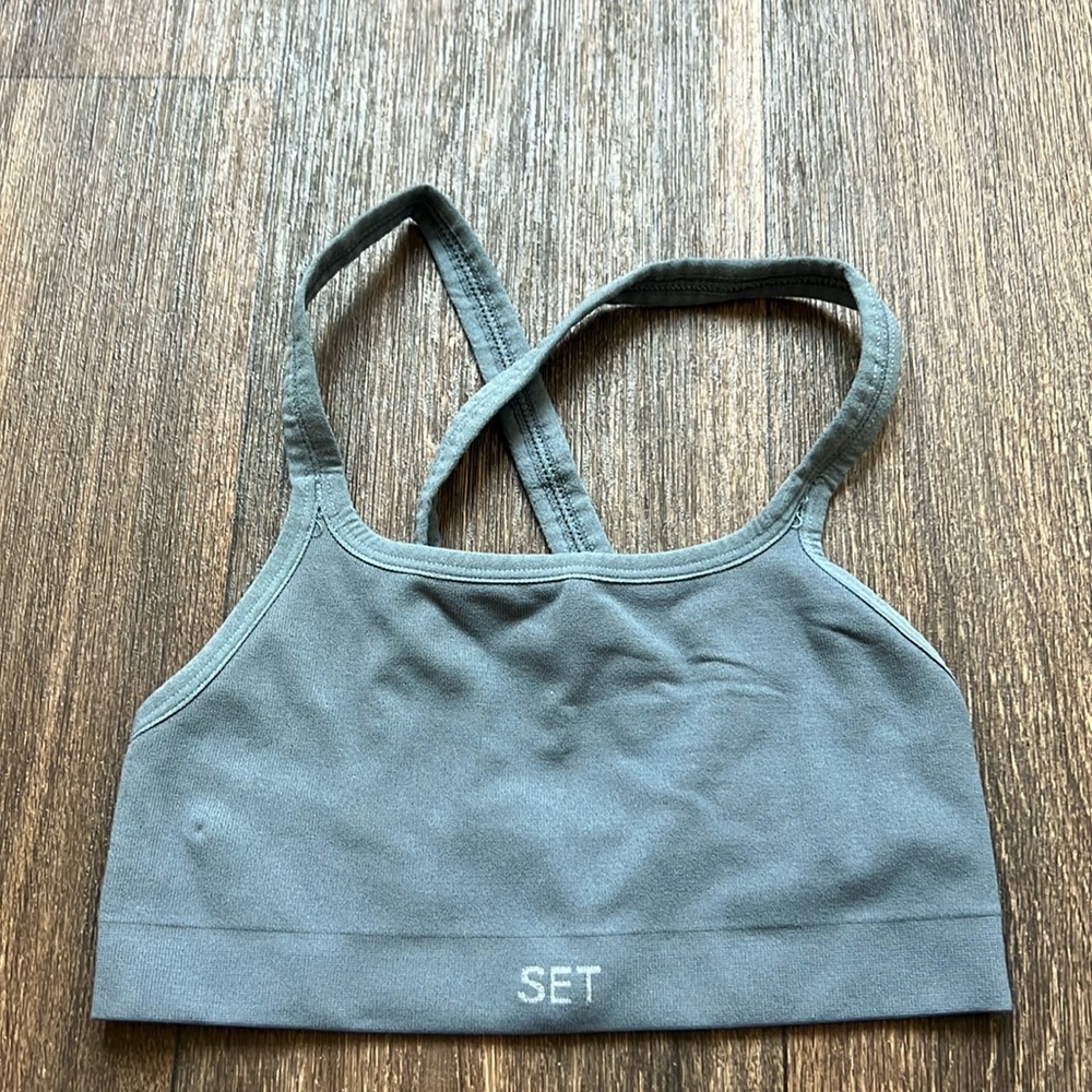 Set Active Sports Bra - Picture 1 of 4